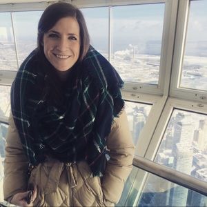 Meet your Posher, Catherine